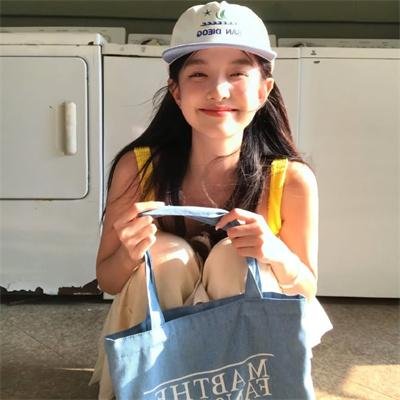 赤裸的美奈子